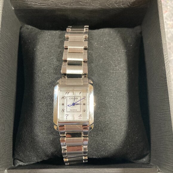 Citizen Women's Eco-Drive Stainless Steel Saphire Diamond Watch w/Case - Picture 1 of 14